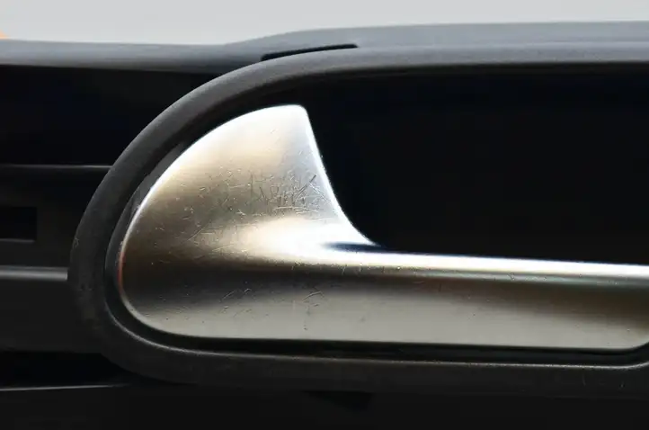 Volkswagen Tiguan (2007 - 2011) 5N0837197 Внутренняя ручка двери — фото 7