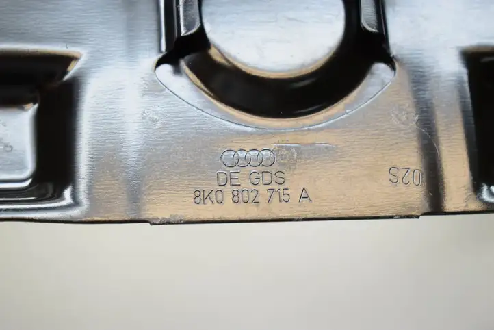 Audi A5 8T 8F (2011 - 2016) 8K0802715A Кронштейн запасного колеса — фото 9