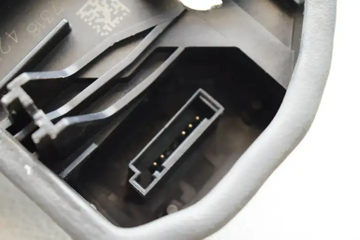 BMW X3 F25 (2010 - 2017) 7318423 Замок ручки двери — фото 9