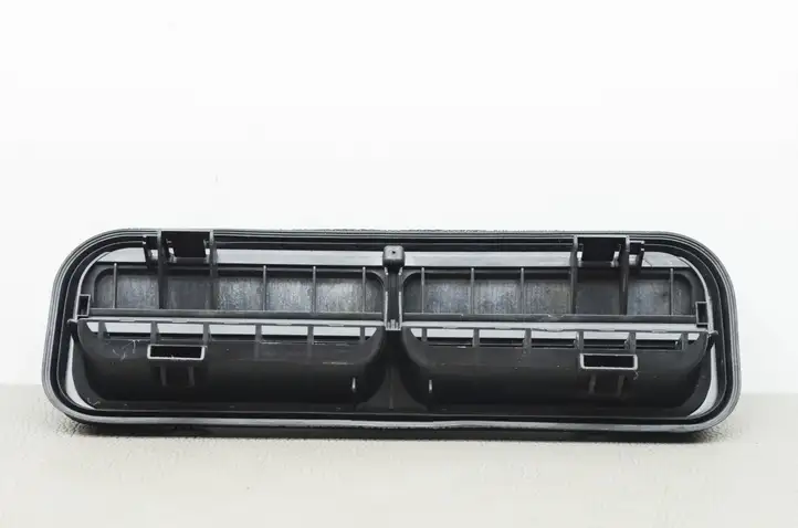 Mercedes-Benz C W205 (2014 - 2021) A2058301201 Вентиляционная решетка кузова — фото 6