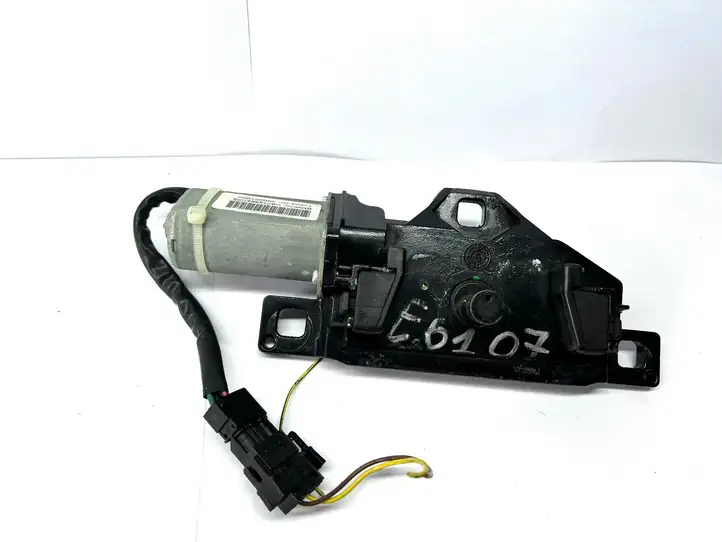 BMW 5 E60 E61 (2004 - 2010) 489051060 Доводчик крышки багажника — фото 1