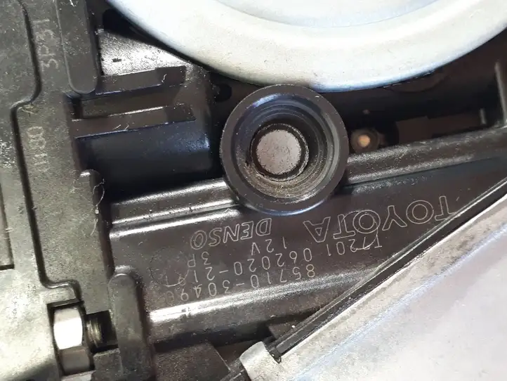 Lexus GS 250 300 350 300h 450h (2015 - 2020) 8571030490 Стеклоподъемник передней двери (комплект) — фото 6