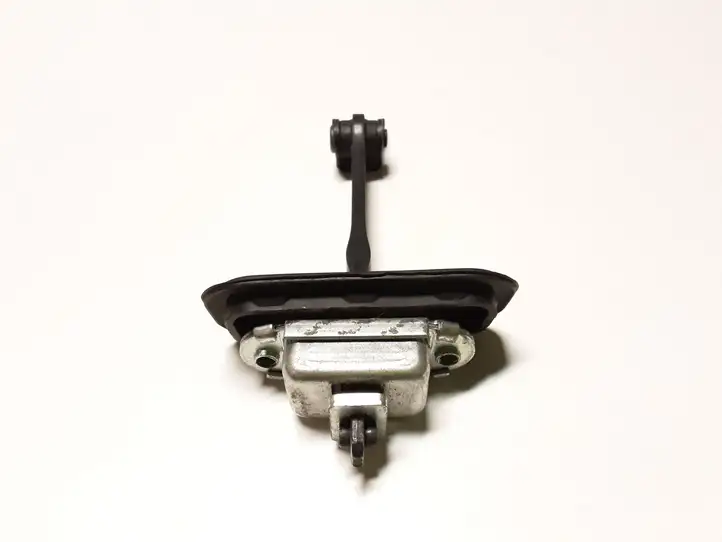 Nissan Qashqai (2010 - 2013) ES05 Ограничитель задней двери — фото 1