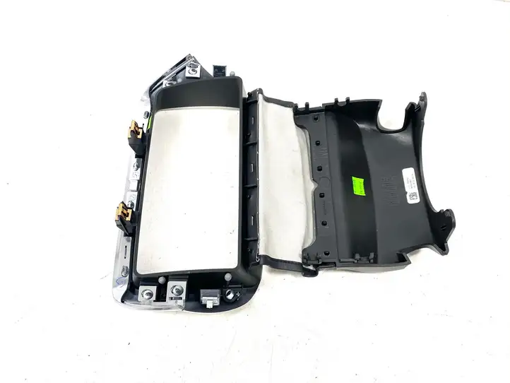 Chevrolet Volt I (2010 - 2015) 22798897 Обшивка рулевой колонки — фото 4