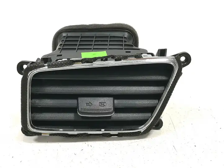 Kia Ceed (2012 - 2015) 97410A2900 Центральный воздушный дефлектор — фото 1