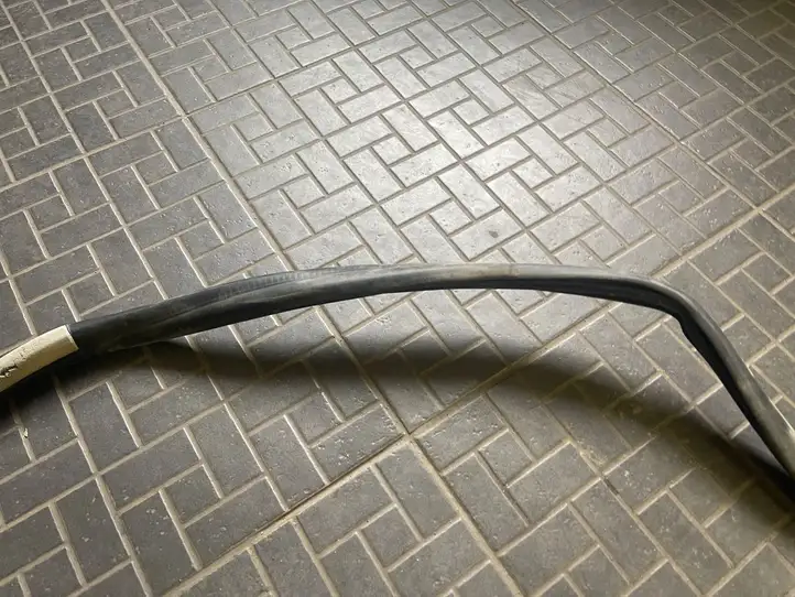 Opel Vectra C (2002 - 2005) 24447208 Уплотнитель кузова — фото 3
