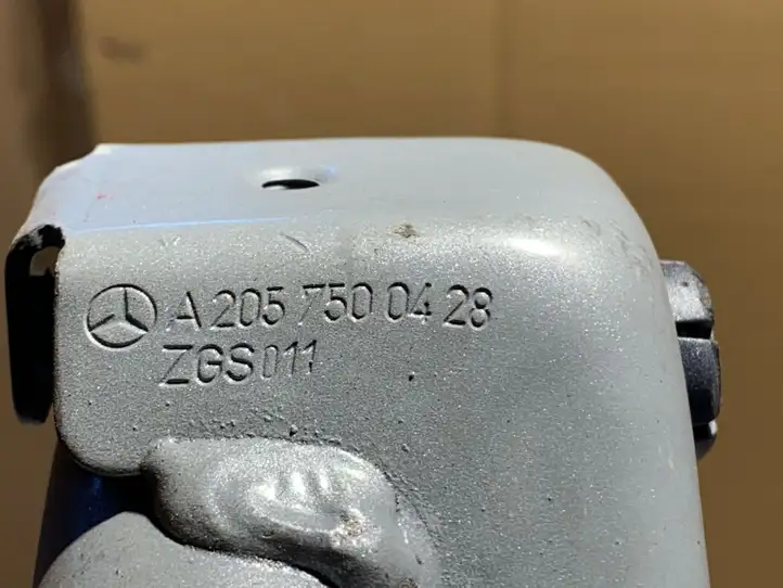 Mercedes-Benz C W205 (2014 - 2021) A2057500428 Петли крышки багажника — фото 3