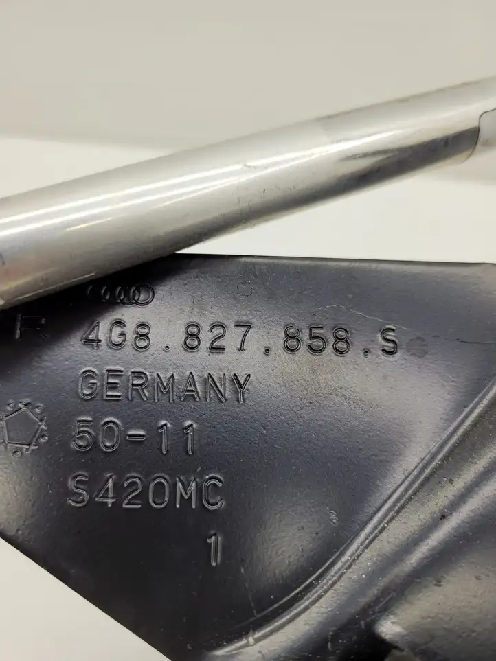 Audi A7 S7 4G (2010 - 2014) 4G8827858S Петли крышки багажника — фото 4