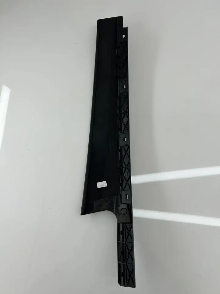 BMW 3 F30 F35 F31 (2012 - 2018) 7263380 Накладка стекла задней двери — фото 1