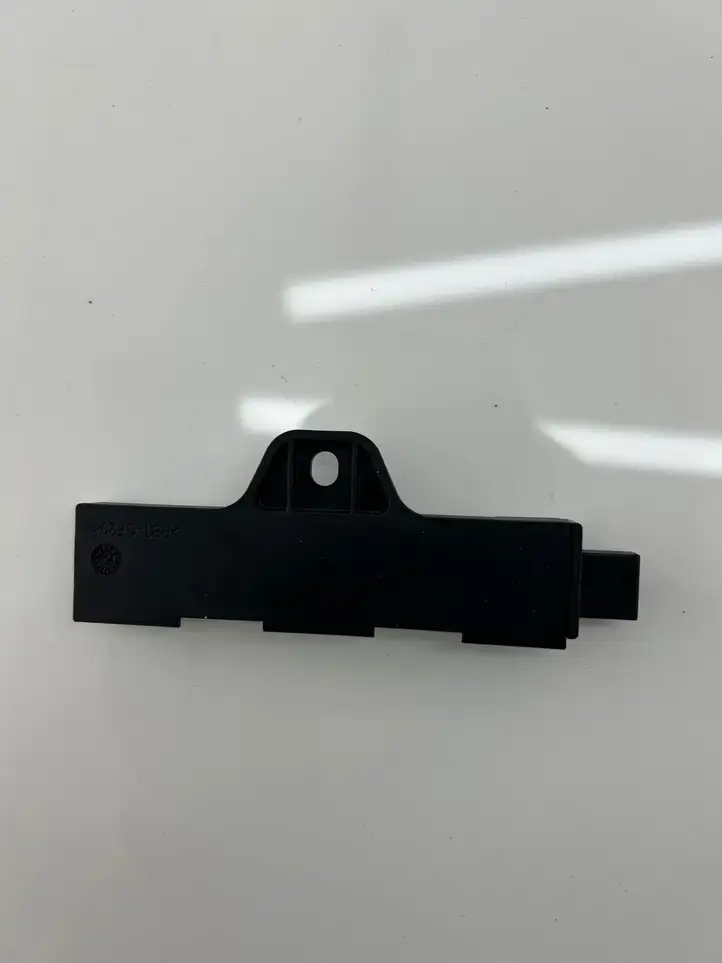 BMW 3 F30 F35 F31 (2012 - 2018) 9220832 Антенна бесключевого доступа — фото 3