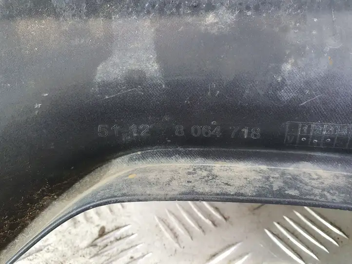 BMW 5 G30 G31 (2016 - ) 51128064718 Нижняя часть переднего бампера — фото 7