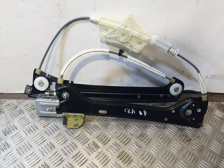Mercedes-Benz CLA C117,X117,W117 (2013 - 2019) 935664102 Стеклоподъемник передней двери (без мотора) — фото 1