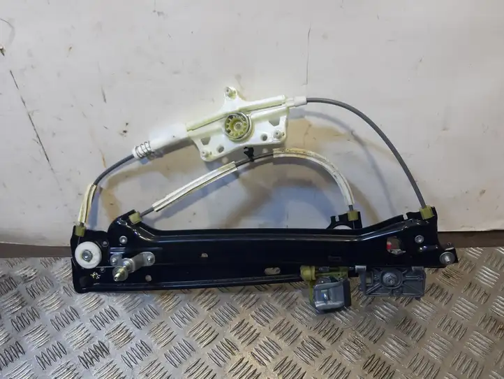 Mercedes-Benz CLA C117,X117,W117 (2013 - 2019) 935664102 Стеклоподъемник передней двери (без мотора) — фото 3