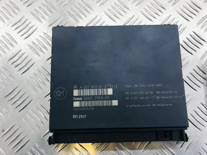 Mercedes-Benz S W221 (2005 - 2013) A2218706187 Модуль управления кондиционером — фото 2