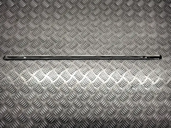 Mercedes-Benz E W212 (2009 - 2016) A2126700122 Облицовка заднего бокового стекла — фото 4