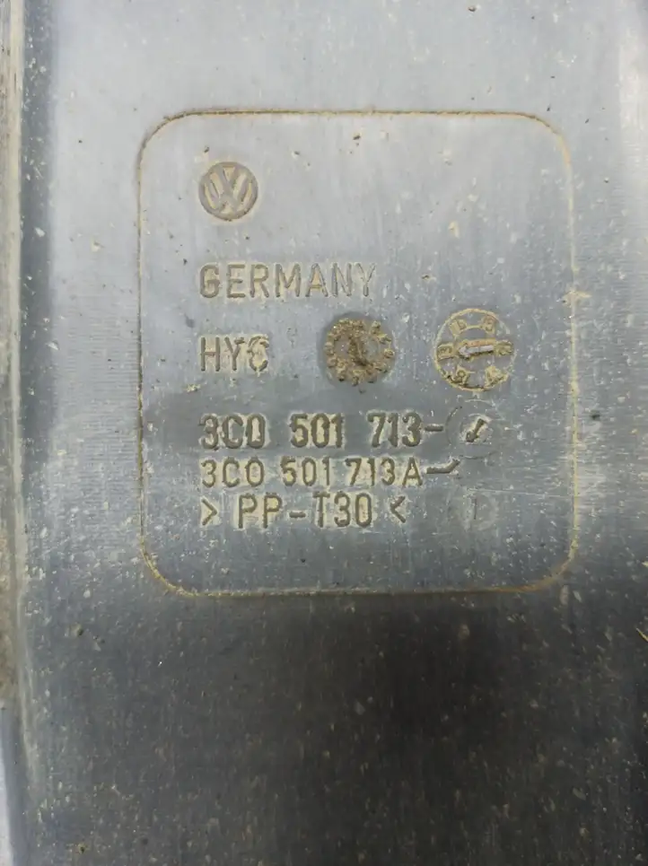 Volkswagen PASSAT B7 (2011 - 2014) 3C0501713 Защита заднего бампера — фото 3
