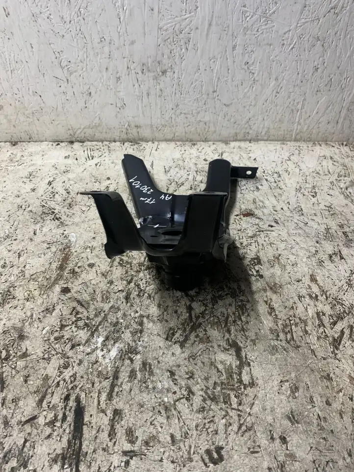 Audi A4 S4 B9 (2015 - 2019) 8w0802715 Кронштейн запасного колеса — фото 3