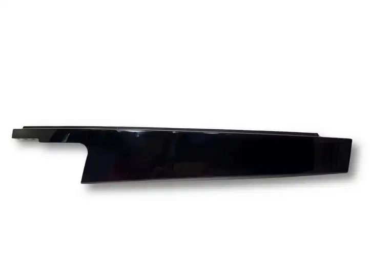 BMW 1 F20 F21 (2011 - 2019) 51337340628 Накладка стекла задней двери — фото 1