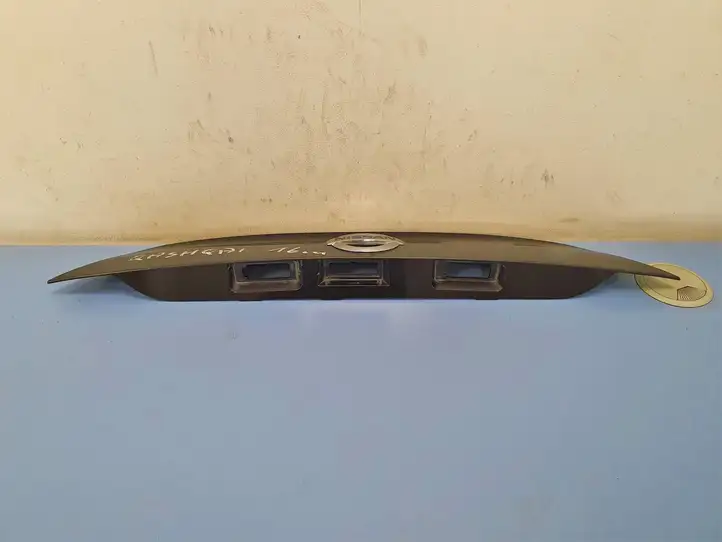 Nissan Qashqai (2013 - 2017) 908104ESXX Подсветка номера — фото 3