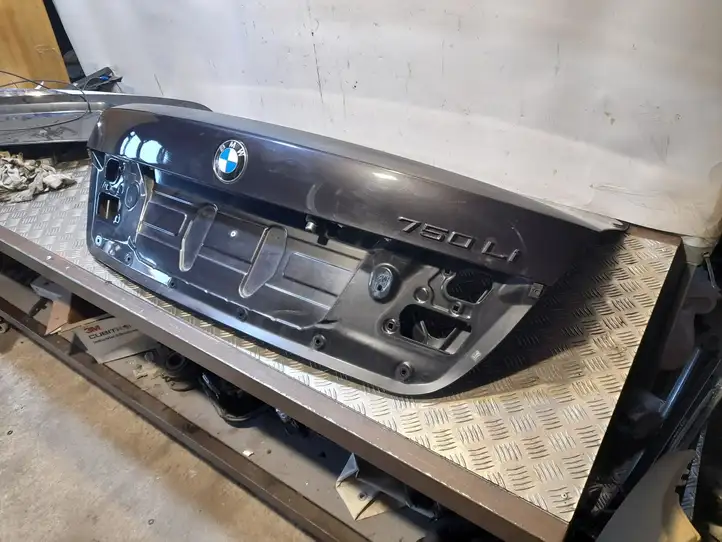BMW 7 F01 (2008 - 2016) Крышка багажника — фото 4