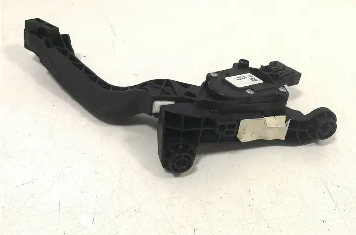 Kia Ceed (2012 - 2015) 32700XXXX Педаль акселератора — фото 4