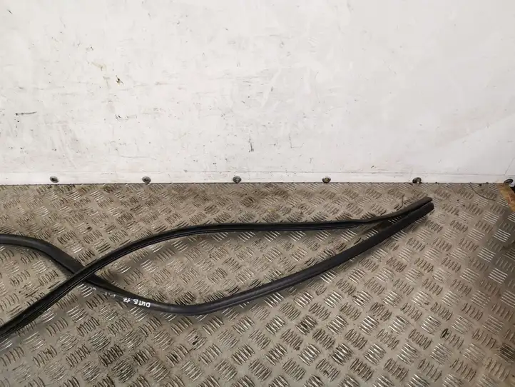 Subaru Outback (BS) (2014 - 2019) Уплотнитель кузова — фото 3