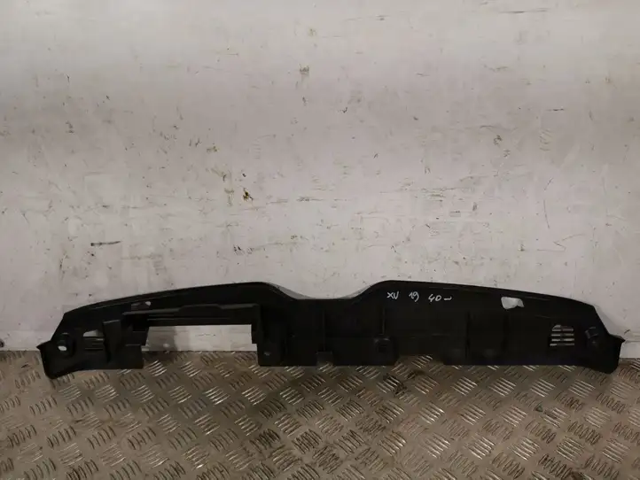 Subaru XV II (2018 - 2021) Облицовка радиатора — фото 2