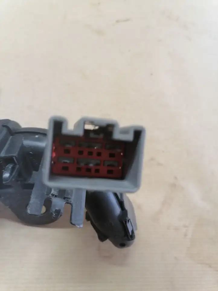 Ford B-MAX (2012 - 2018) AV1T14026BAD Контакт двери — фото 3