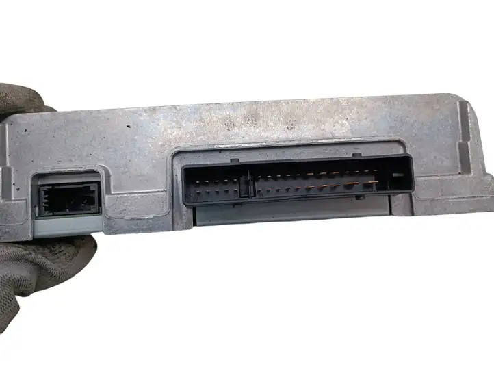 Audi A6 S6 C6 4F (2004 - 2008) 4F0910223H Усилитель звука — фото 2