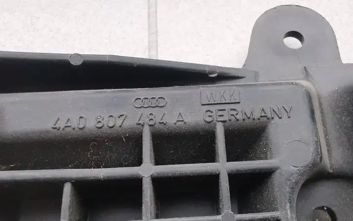 Audi A6 S6 C5 4B (2001 - 2004) 4A0807484A Кронштейн заднего бампера — фото 2
