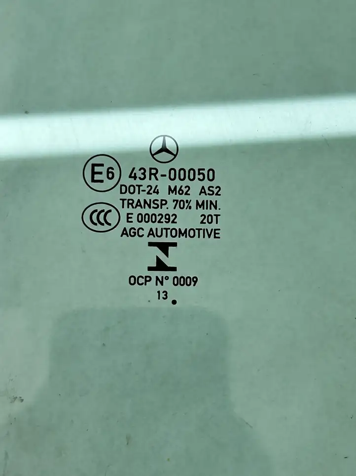 Mercedes-Benz E W212 (2009 - 2016) 43R00050 Стекло передней двери — фото 2