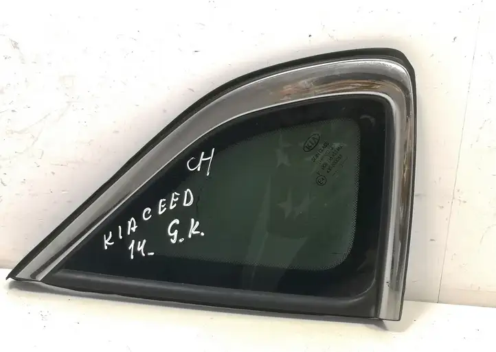 Kia Ceed (2012 - 2015) DOT736AS3M35 Заднее боковое стекло — фото 1