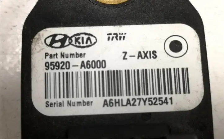 Hyundai i30 (2012 - 2015) 95920A6000 Датчик удара SRS — фото 4