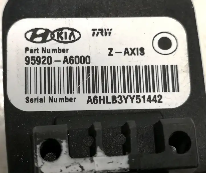 Kia Ceed (2012 - 2015) 95920A6000 Датчик удара SRS — фото 2