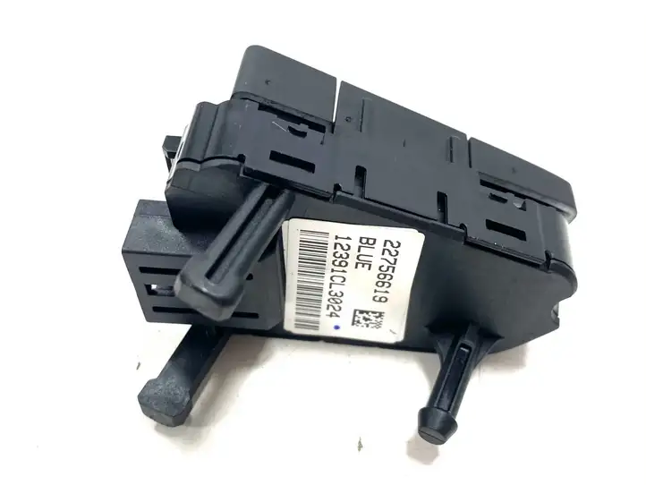Chevrolet Volt I (2010 - 2015) 22756619 Кнопки на рулевом колесе — фото 3