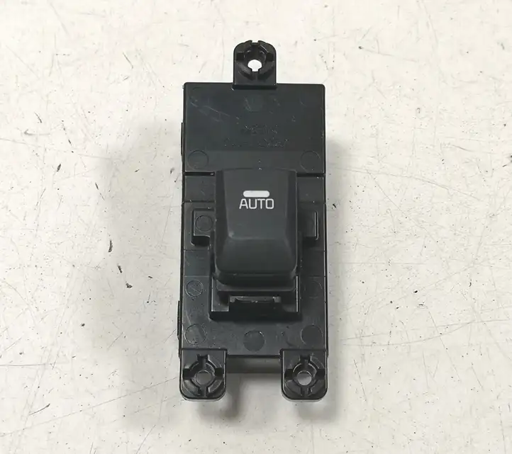 Kia Ceed (2012 - 2015) 49D5101110 Блок кнопок стеклоподъемников — фото 1