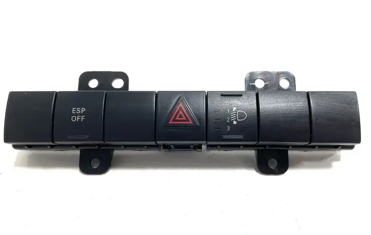 Dodge Journey (2007 - 2011) P04602562AG Включатель аварийных фонарей — фото 1