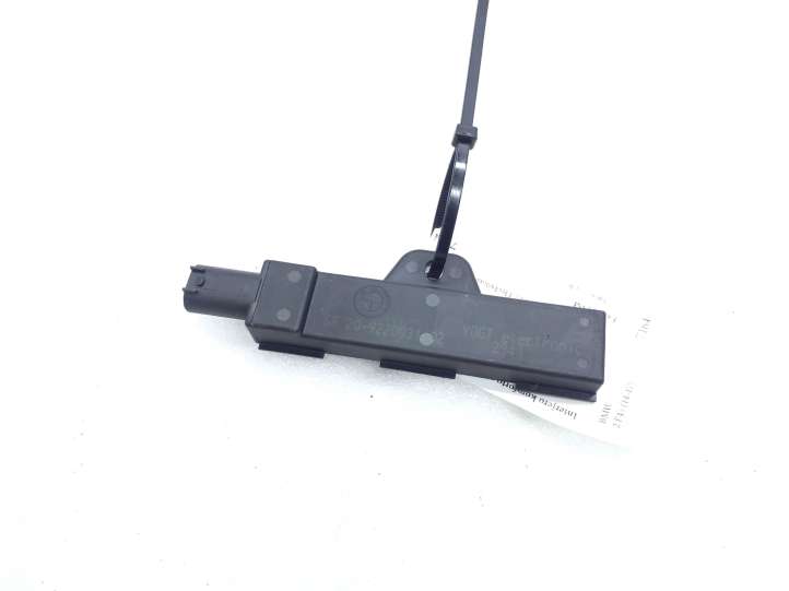 9220831 BMW 2 F45 Interjero komforto antena