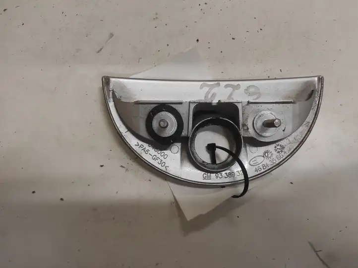 Opel Corsa C (2003 - 2006) 93389325 Ручка крышки багажника — фото 2