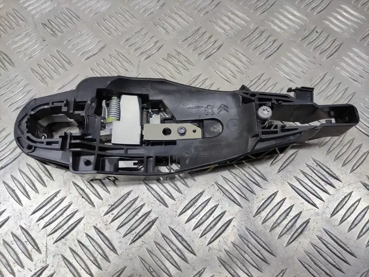 Opel Crossland X (2020 - ) 9802977380 Крепление наружной ручки задней двери — фото 2