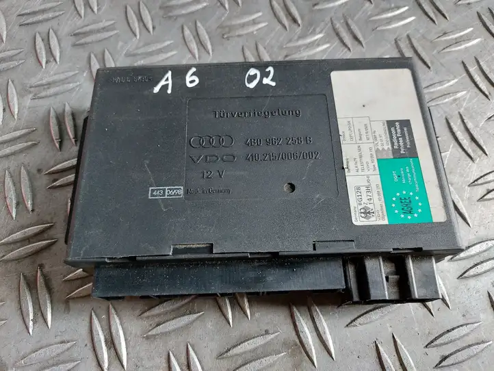 Audi A6 S6 C5 4B (1997 - 2001) 4B0962258B Модуль комфорта — фото 1