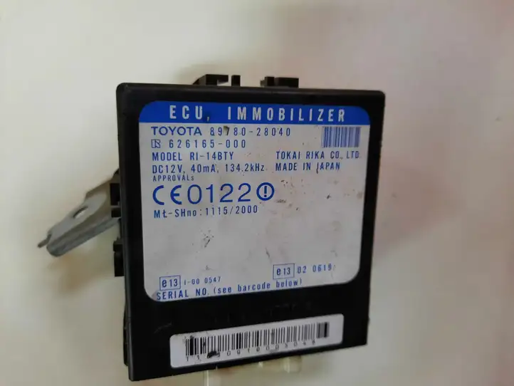 Toyota Previa (XR30, XR40) II (2000 - 2006) 8978028040 Блок иммобилайзера — фото 2