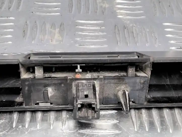 Citroen C5 (2001 - 2004) P10120135692 Подсветка номера — фото 4