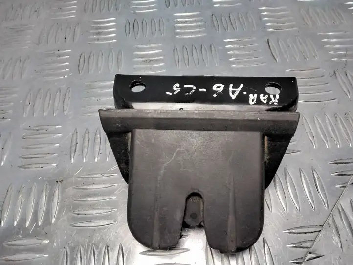 Audi A6 S6 C5 4B (1997 - 2001) 489827505 Замок крышки багажника — фото 3