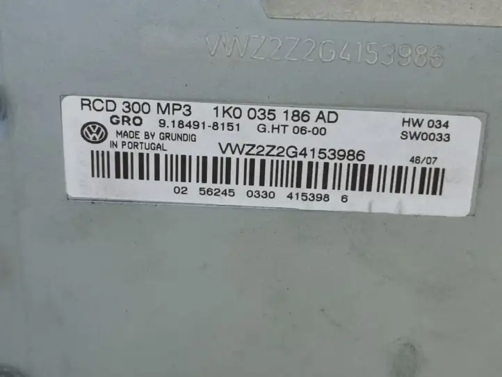 Volkswagen PASSAT B6 (2005 - 2010) 1K0035186AD Магнитола / мультимедийная система — фото 3