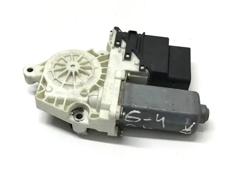 Volkswagen Golf IV (1998 - 2005) 9776101439202 Стеклоподъемник задней двери — фото 2
