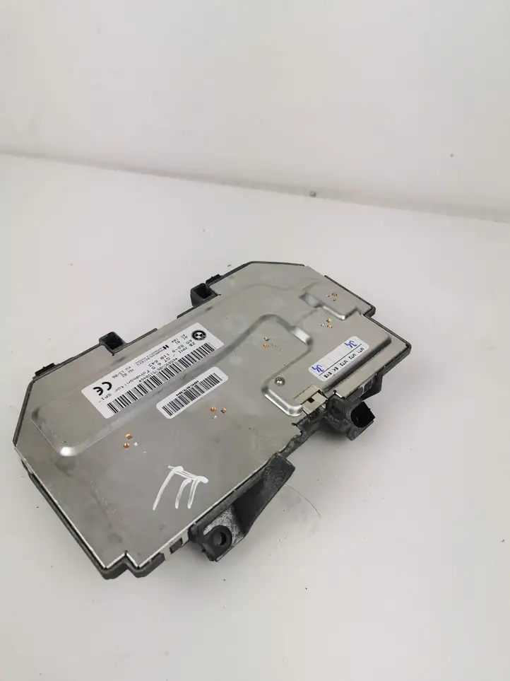 BMW 7 E65 E66 (2001 - 2008) 65829110643 Модуль управления видео — фото 4