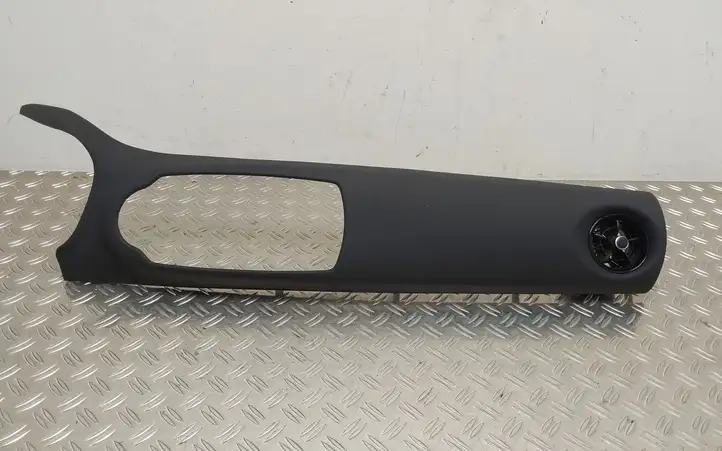 Toyota Yaris (2014 - 2019) 554700D090 Отделка внутренней панели салона — фото 1