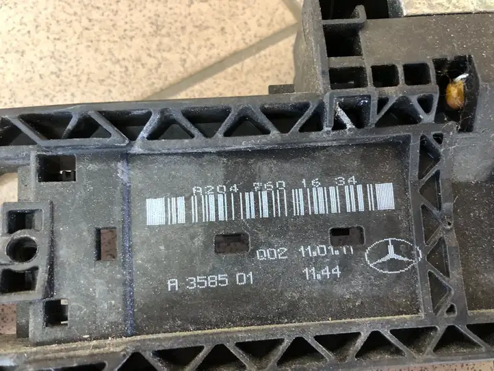 Mercedes-Benz CLS C218,X218 (2011 - 2017) A2047601634 Крепление наружной ручки задней двери — фото 2