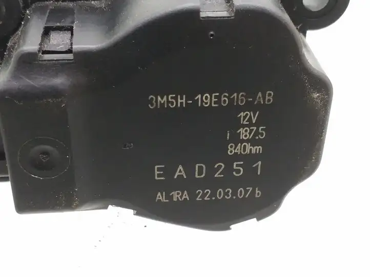 Ford Focus (2005 - 2008) 3M5H19E616AB Двигатель задвижки потока воздуха — фото 3